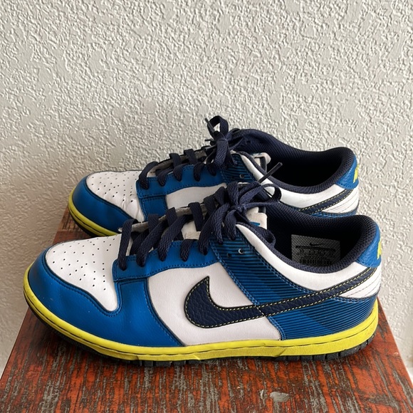 Nike Dunk Golf Cleats - Picture 4 of 8